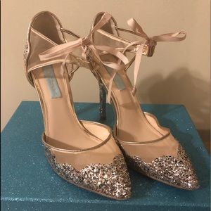 Betsey Johnson Gold Sparkle Shoes, Size 8